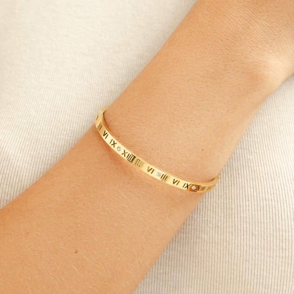 Romilda Numeral Bangle