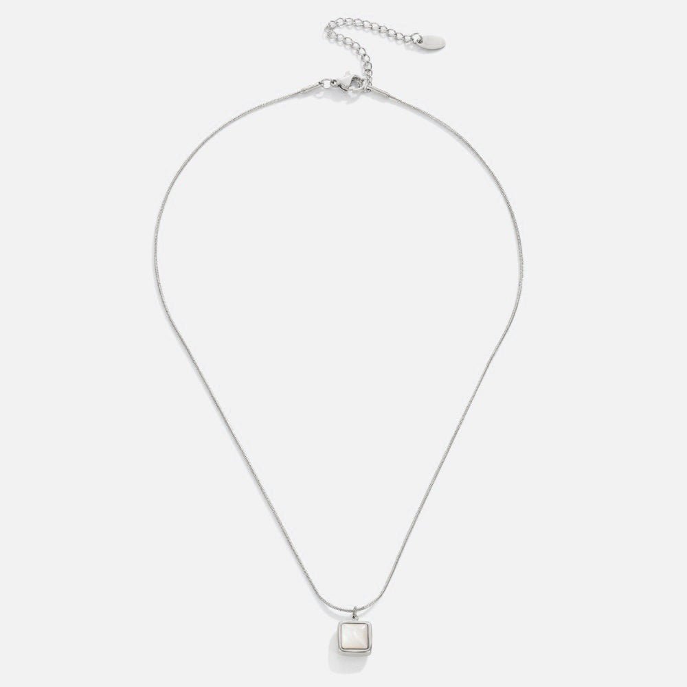 Emilia Pendant Necklace