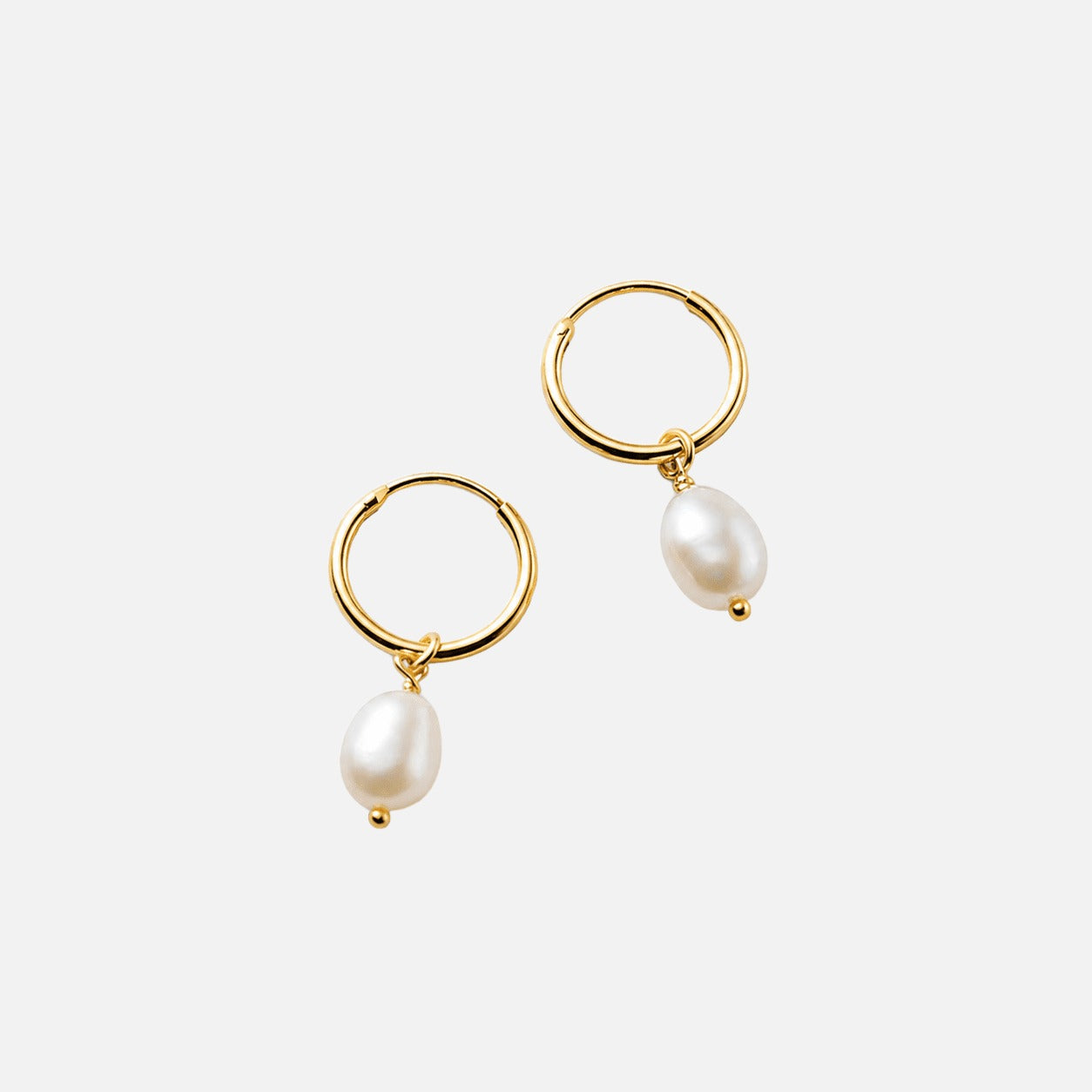 Freshwater Pearl Bella Hoop Earrings