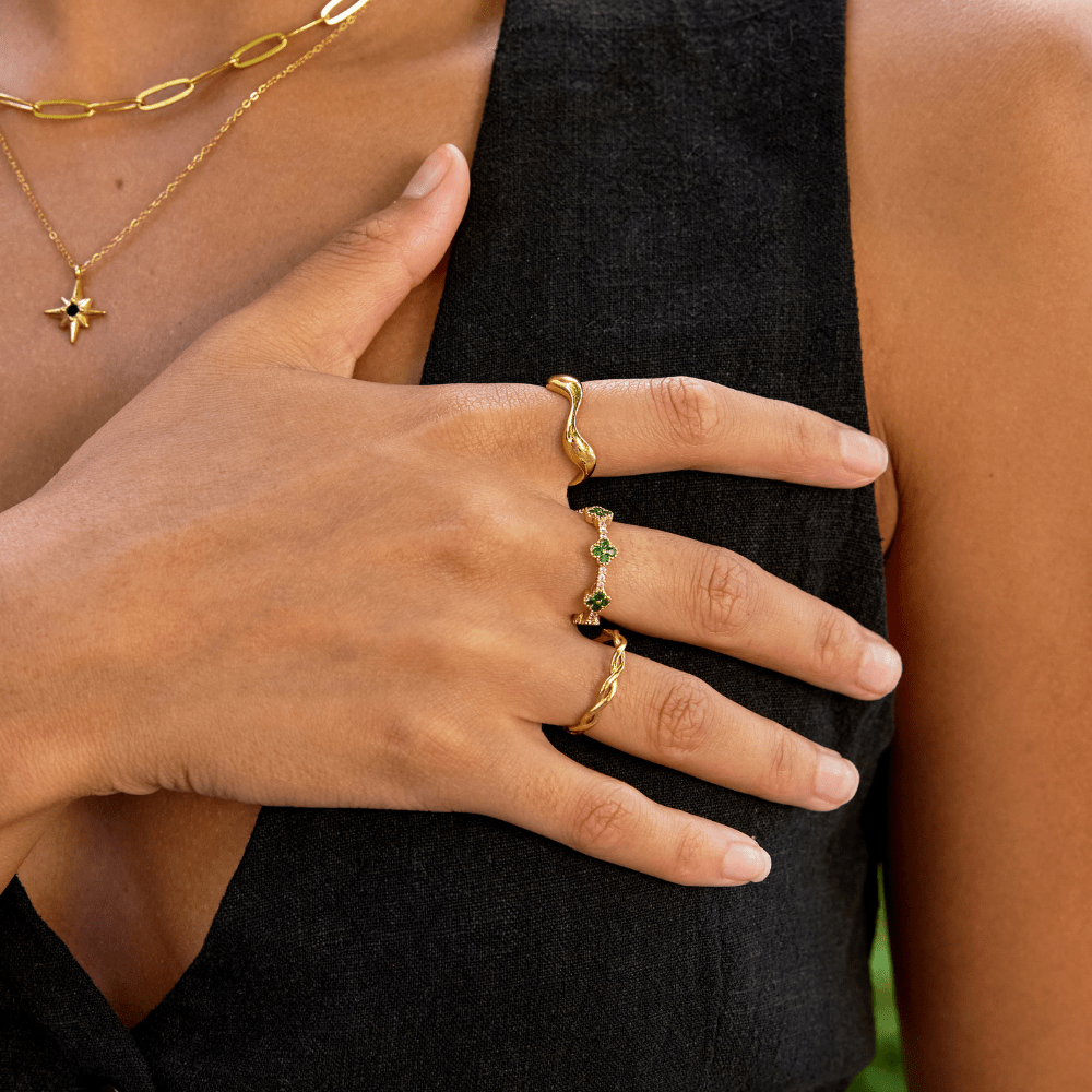 Ilaria Wave Ring