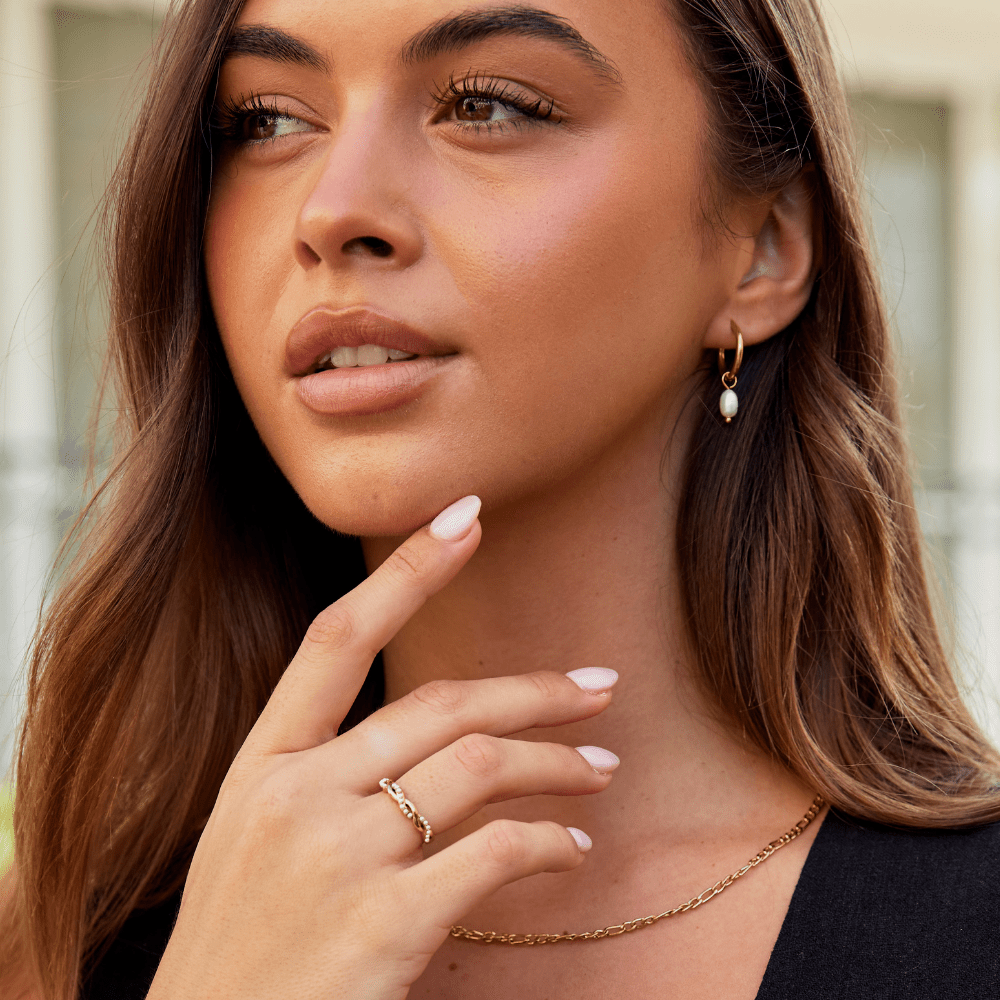Camilla Pearl Hoops