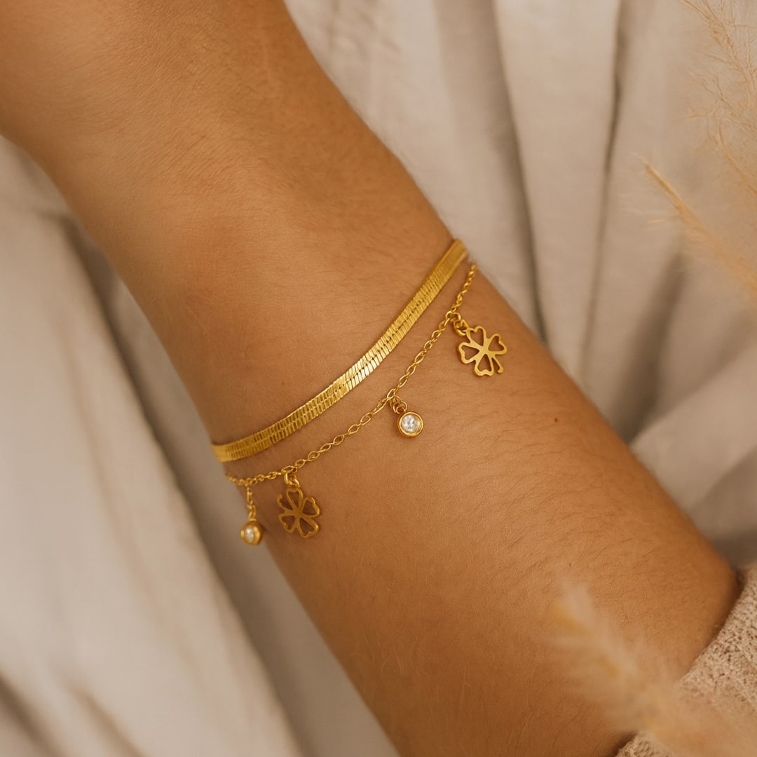 "Enchanted Clover" Bracelet - Gold / Silver Color