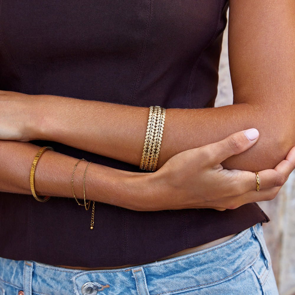 Laura Leaf Bangle