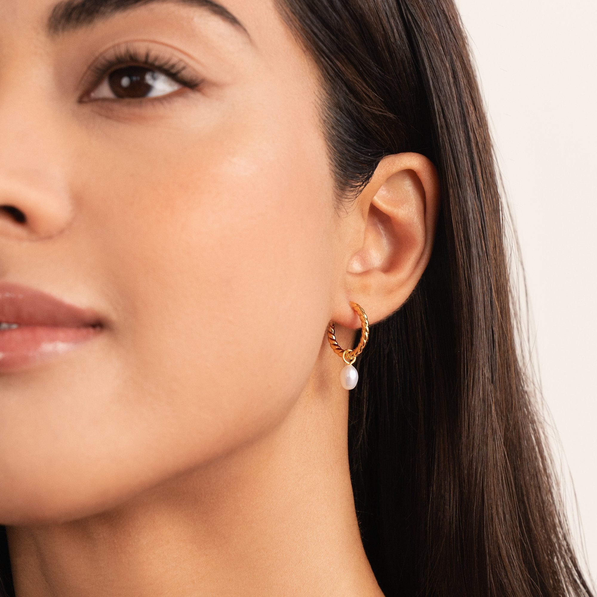 Marilena Pearl Twist Hoops