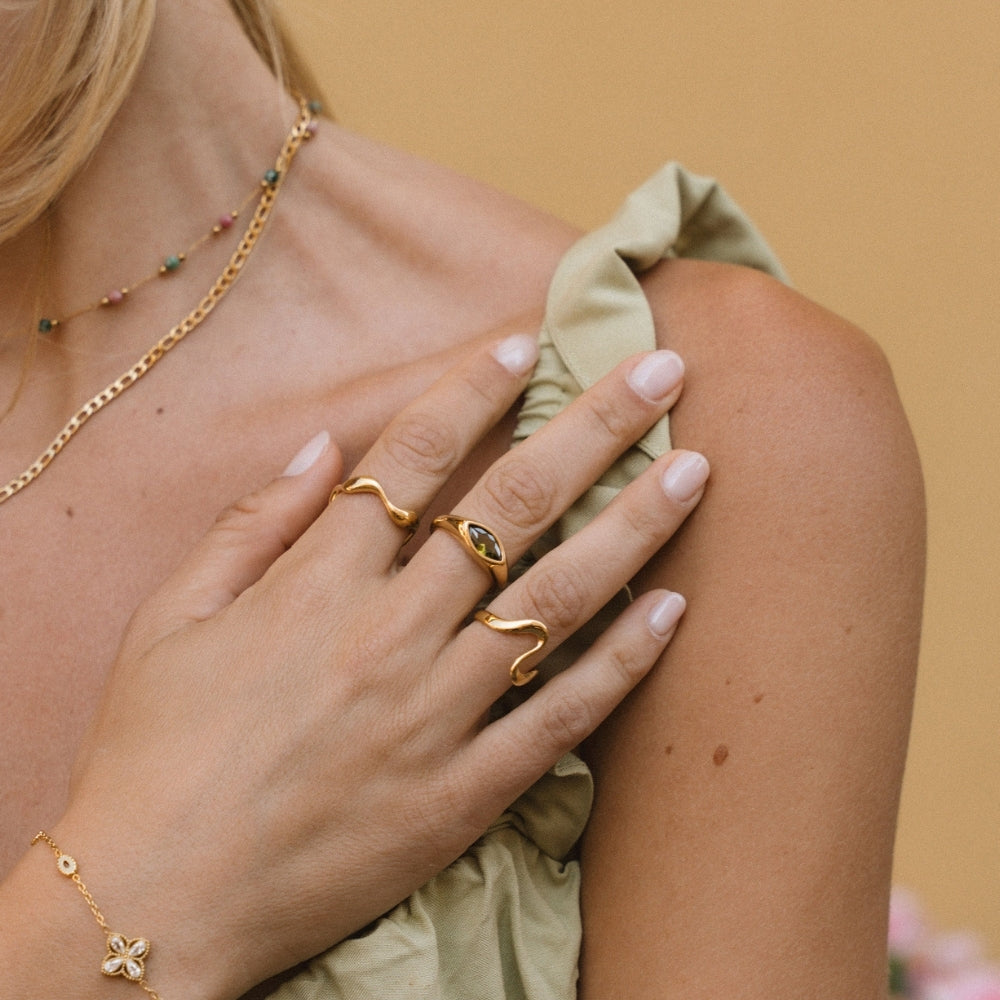 Nova Wave Ring