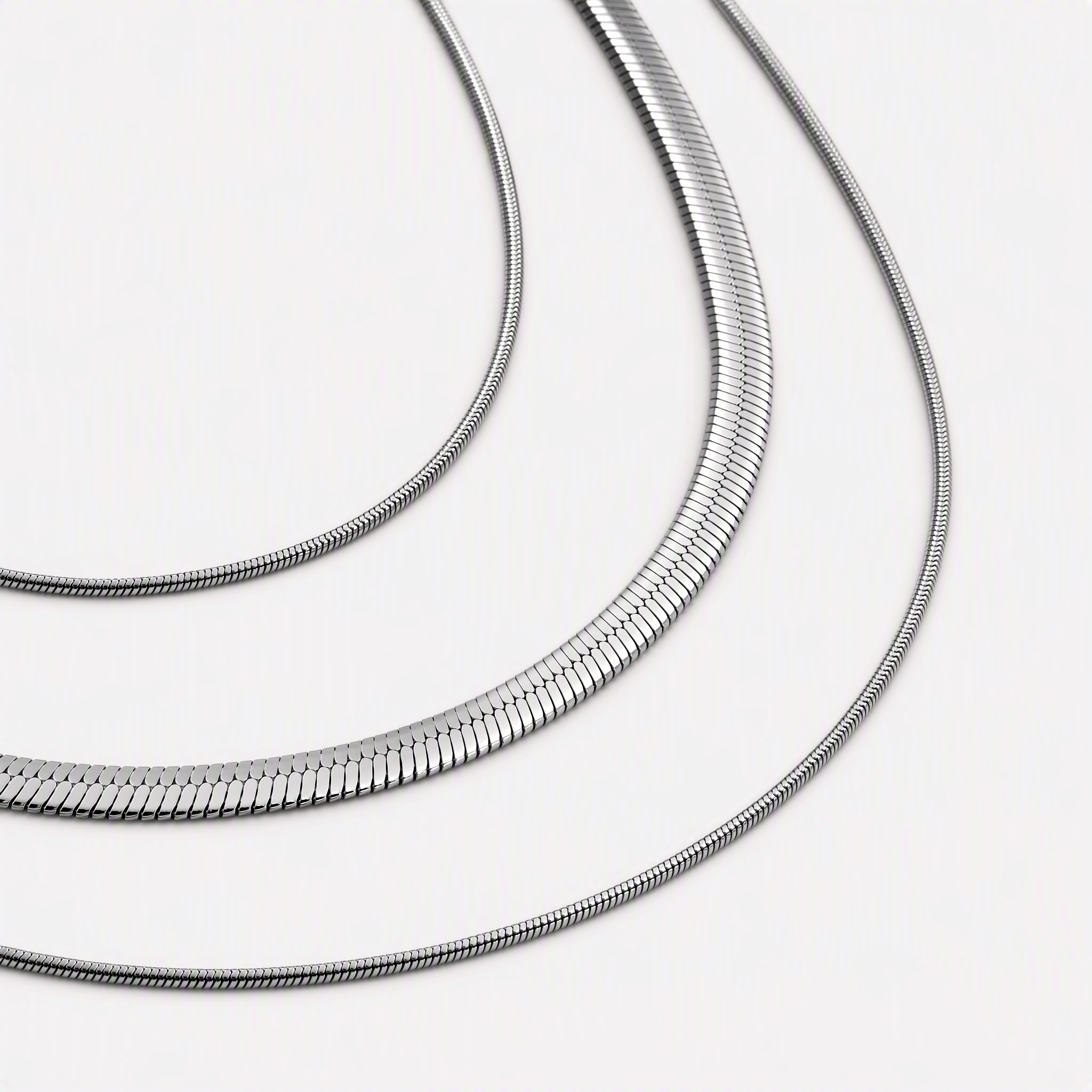 Simona Herringbone Necklace