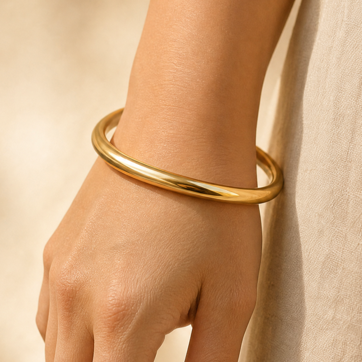 Giorgia Smooth Bangle