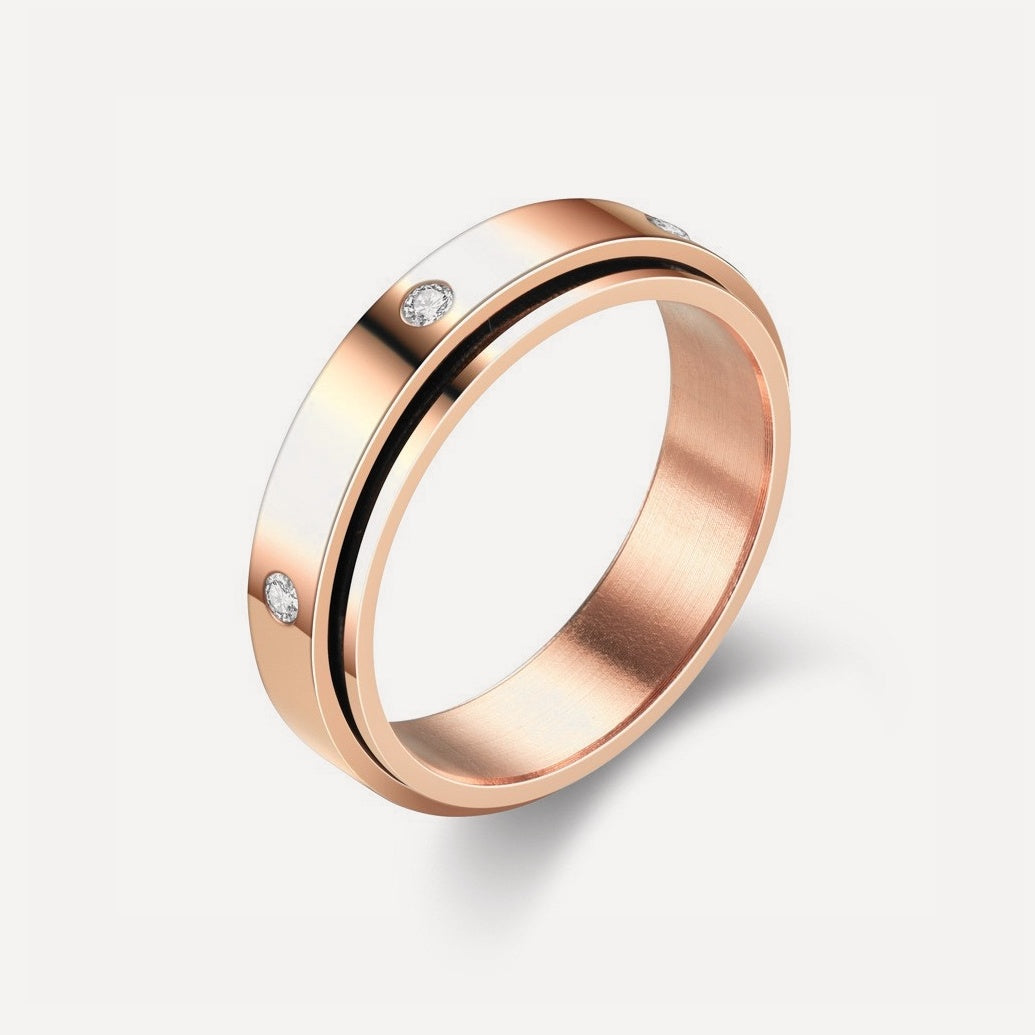 Serenella Spinner Ring