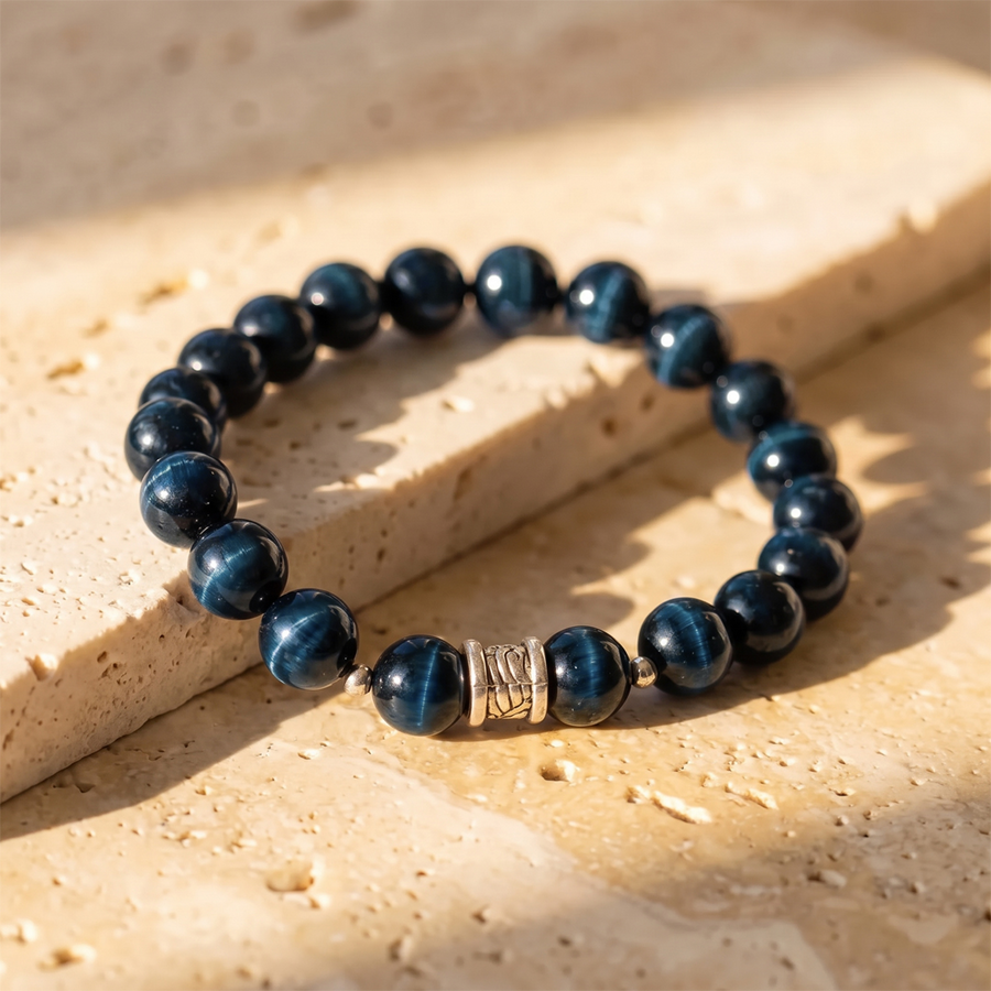 "Blue Watcher" Bracelet in Hawk's Eye