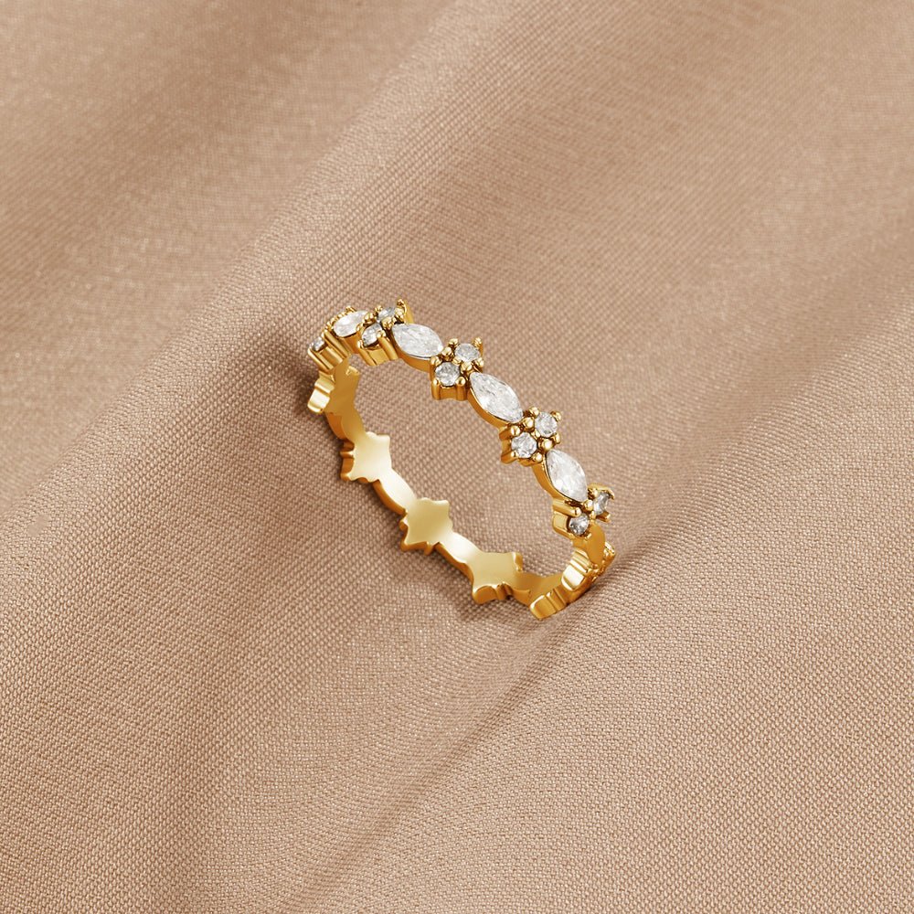 Romy Crystal Ring