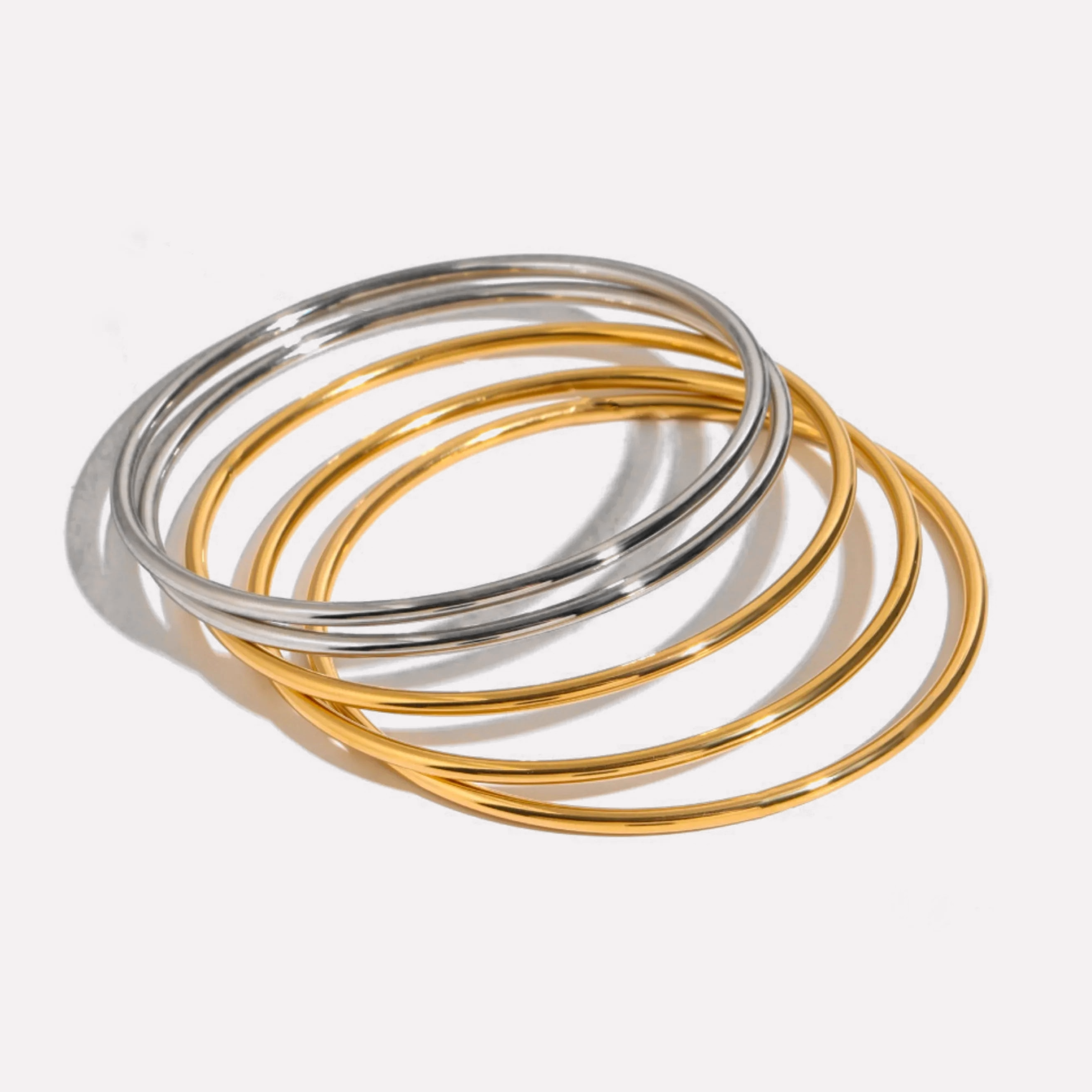 Quinta Bangle Set