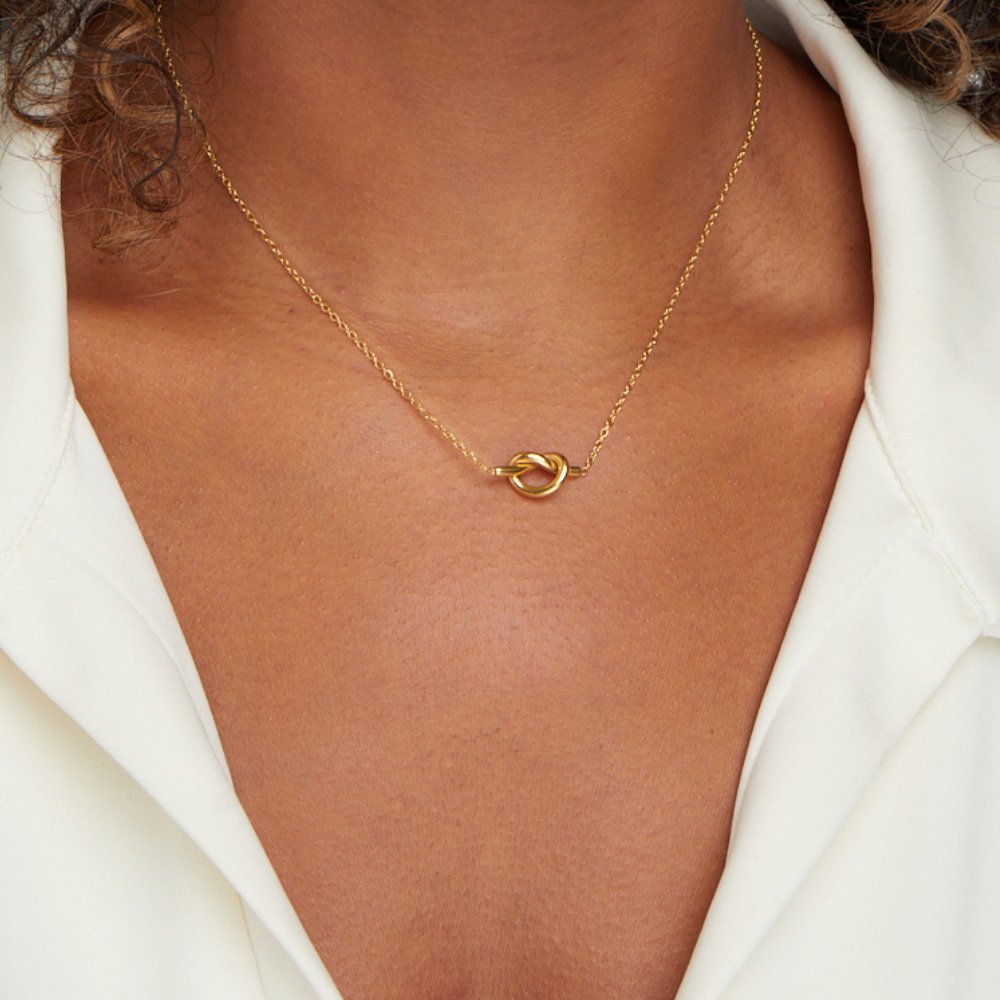 Orietta Knot Necklace