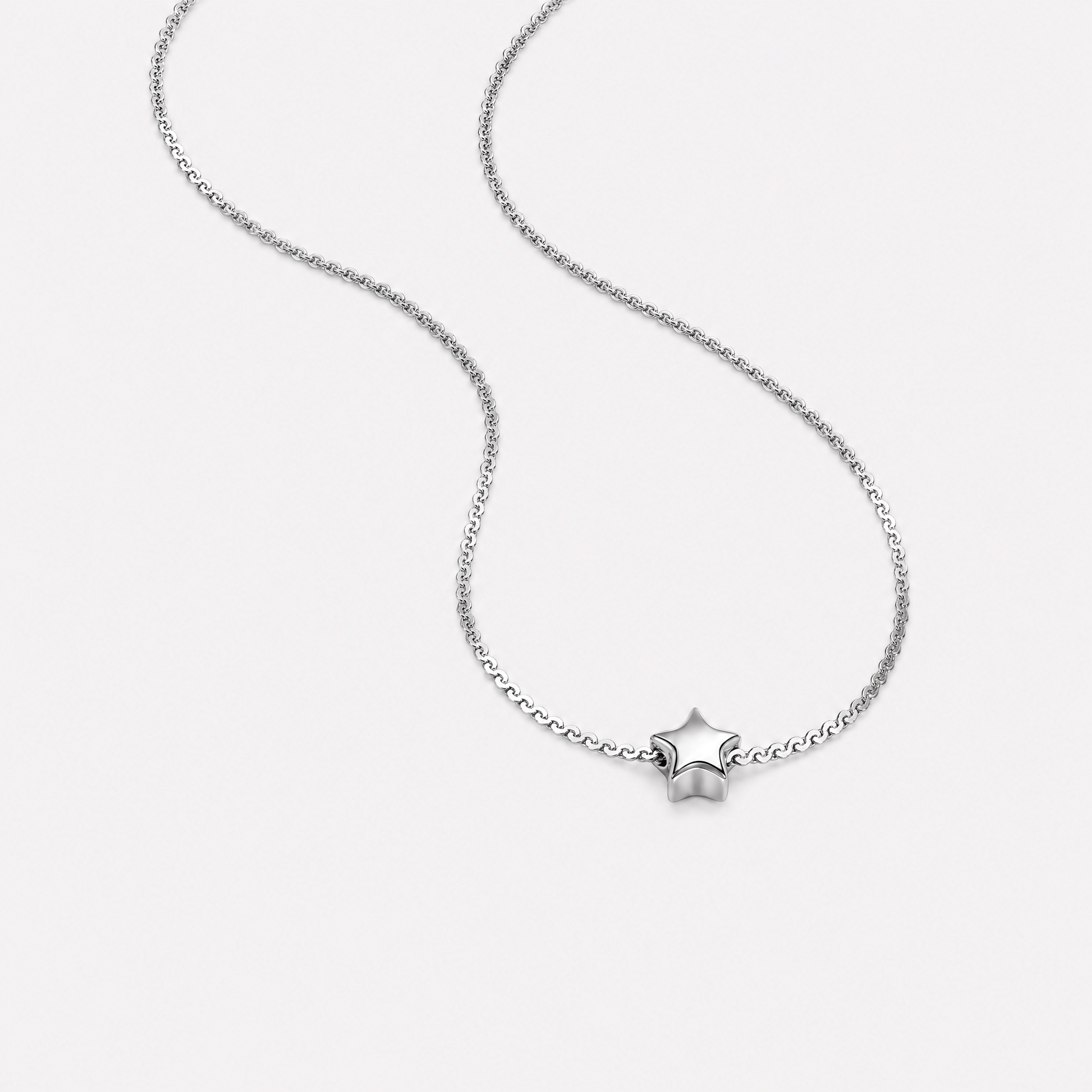 Melania Star Pendant Necklace