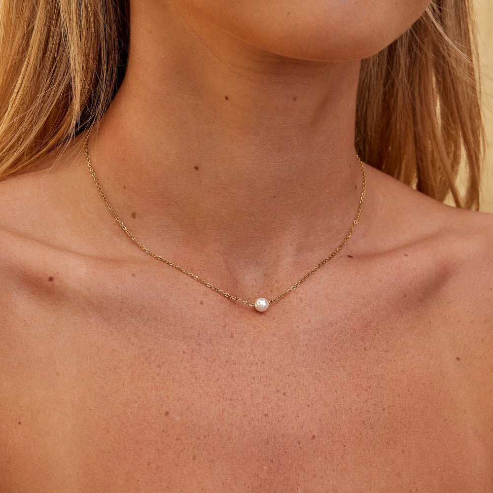 Rita Pearl Necklace