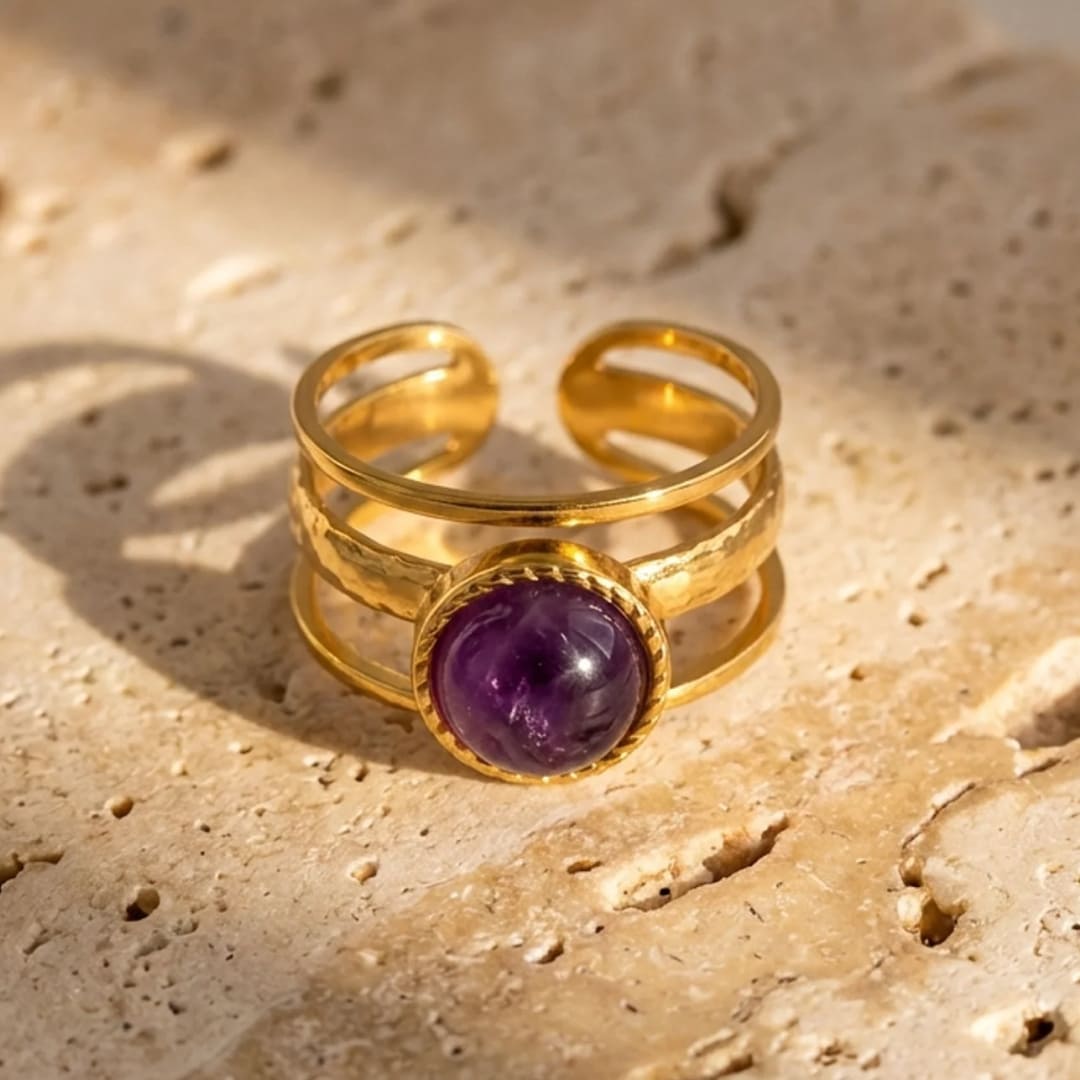 "Essence" Ring in Amethyst