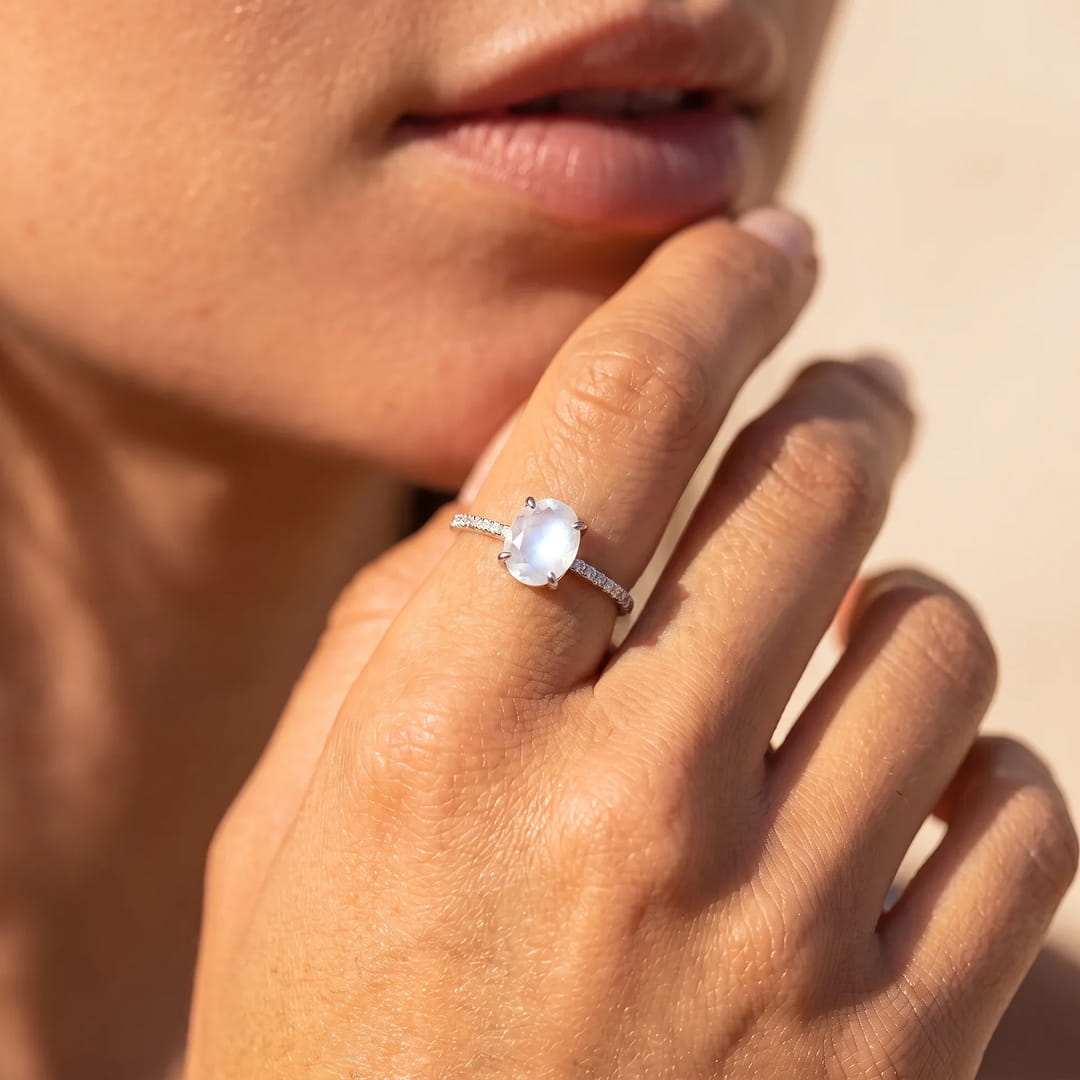 "Kirana" Adjustable Ring in Moonstone & Silver