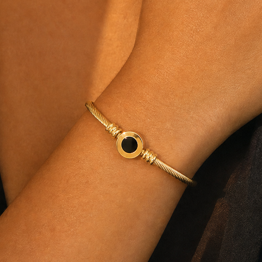 Zaira Bangle