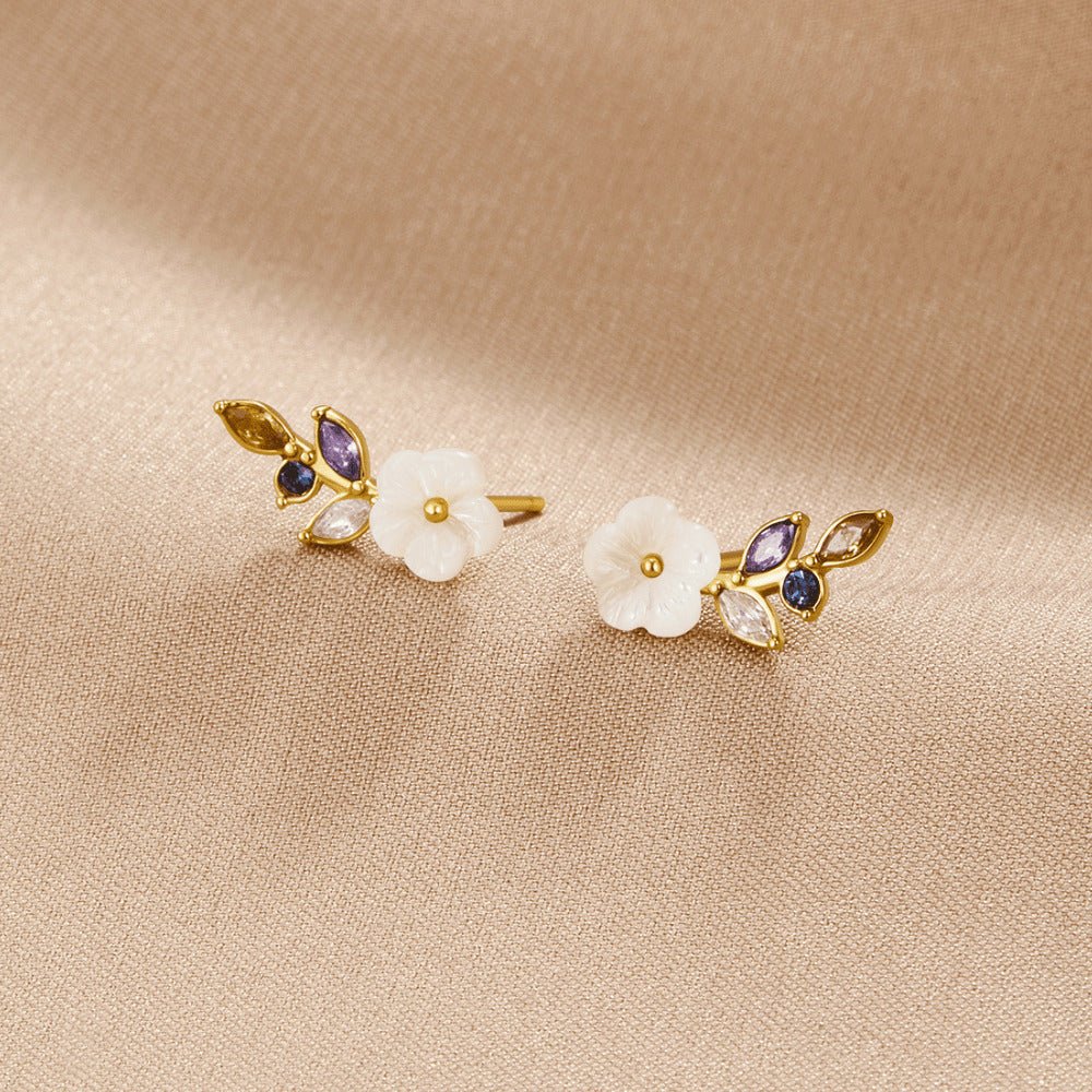 Iolanda Blossom Studs