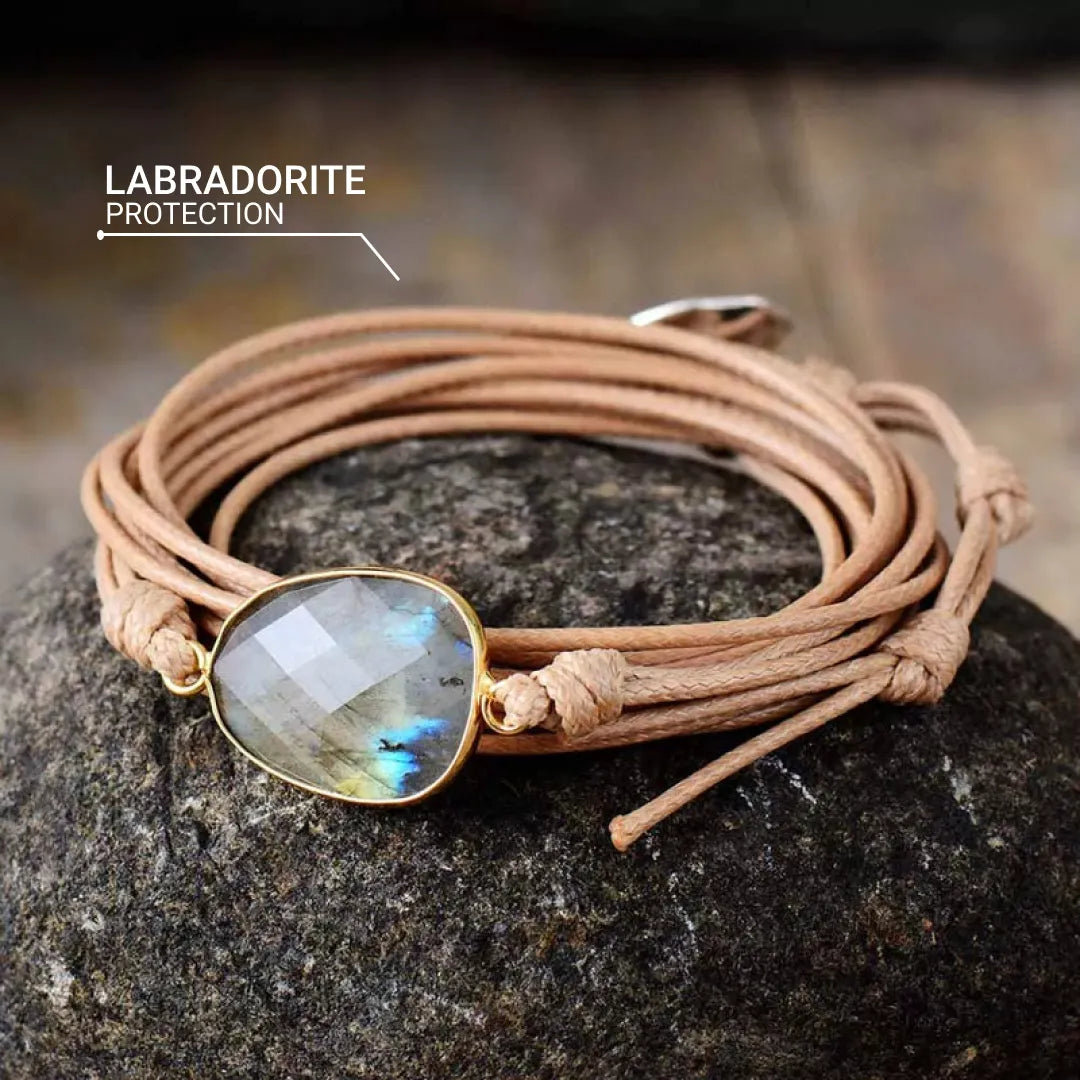 "Light" Bracelet in Labradorite