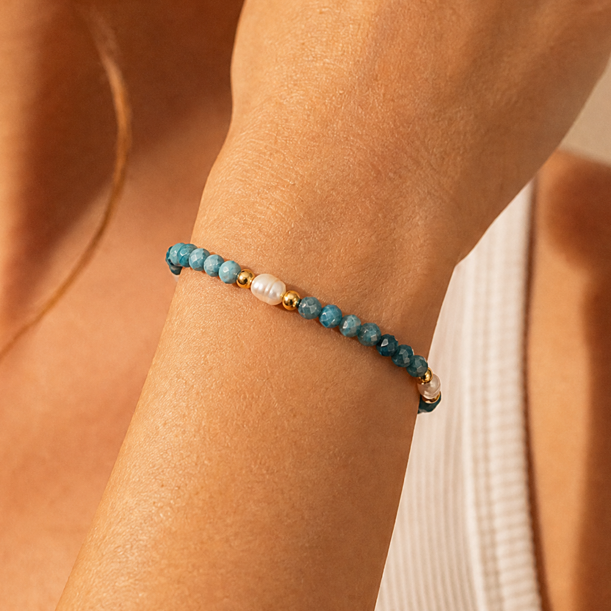 Rina Turquoise Bead Bracelet