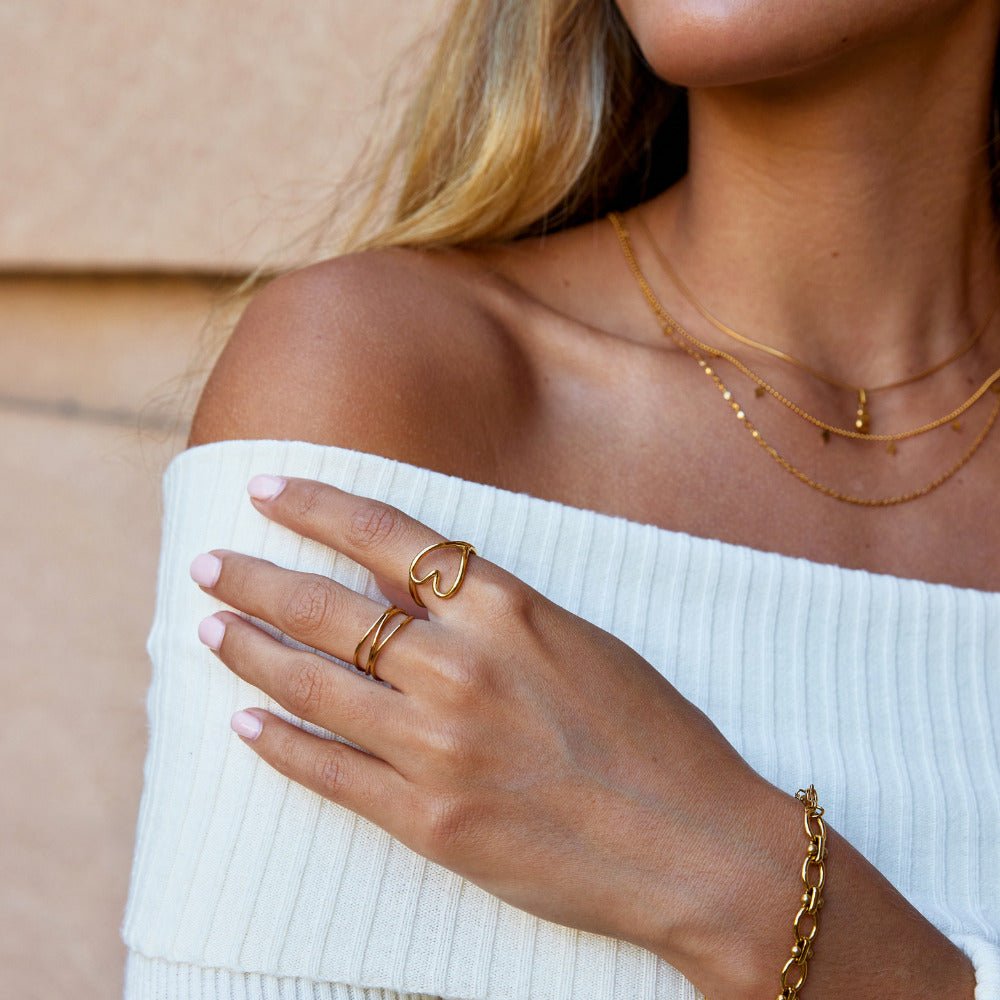 Mia Open Heart Ring