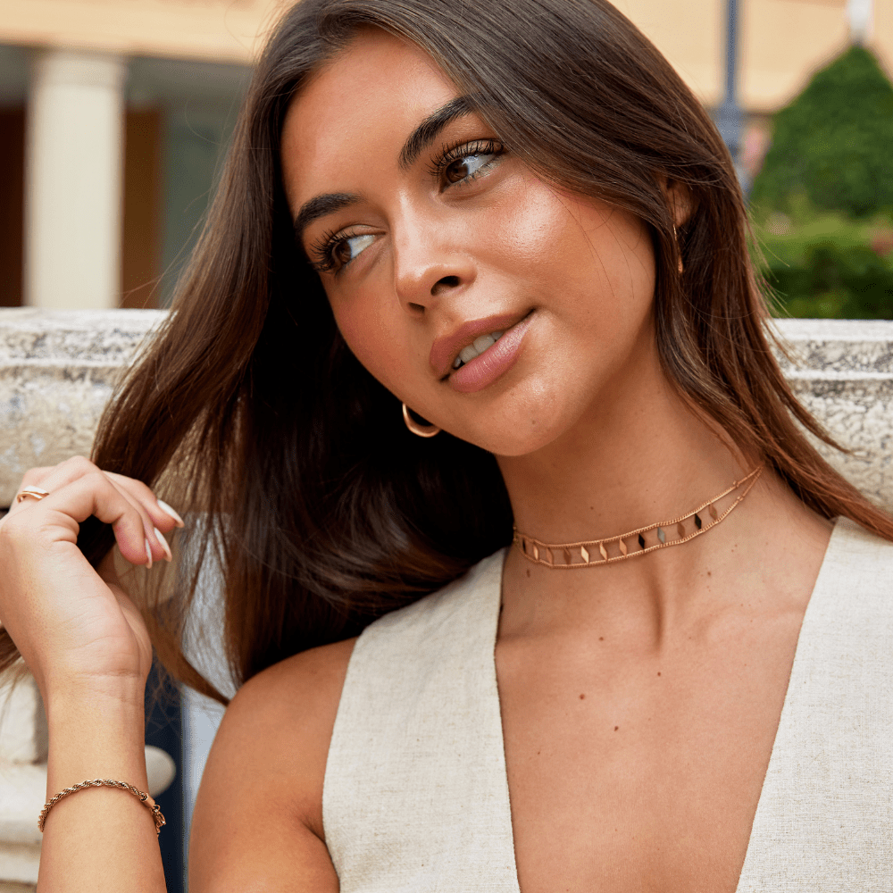 Vivienne Choker