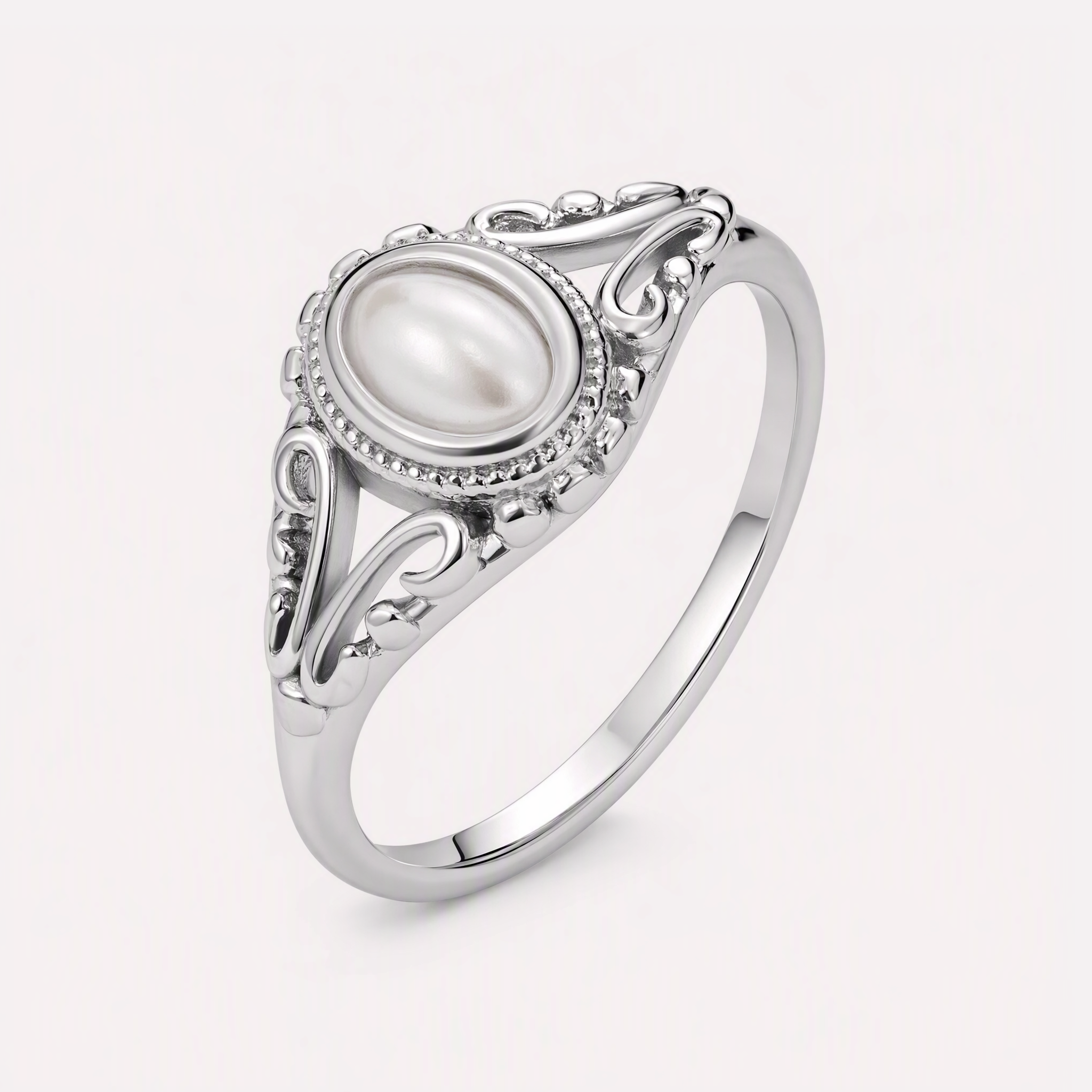 Cosima Pearl Ring