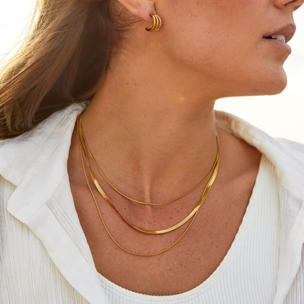 Simona Herringbone Necklace