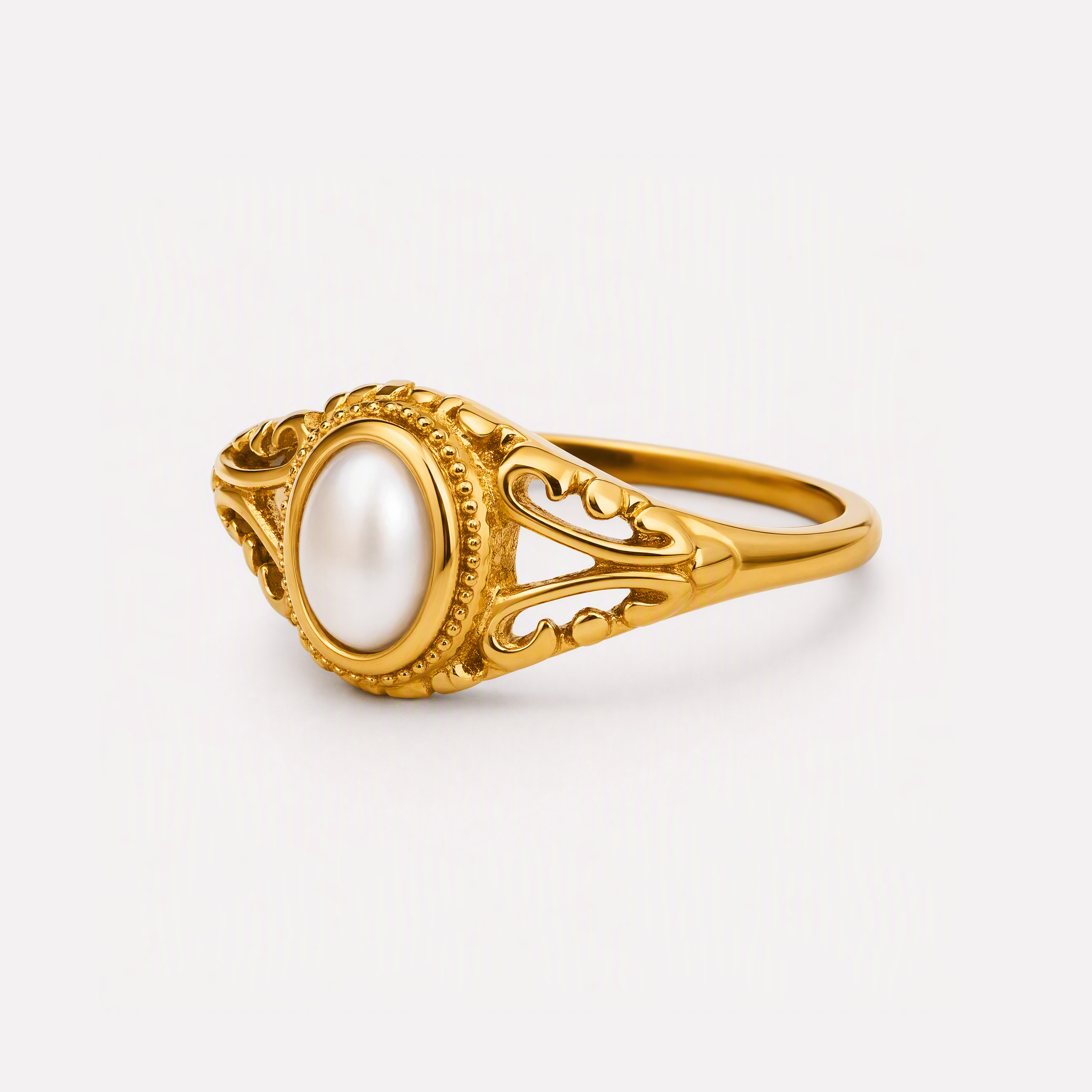 Cosima Pearl Ring
