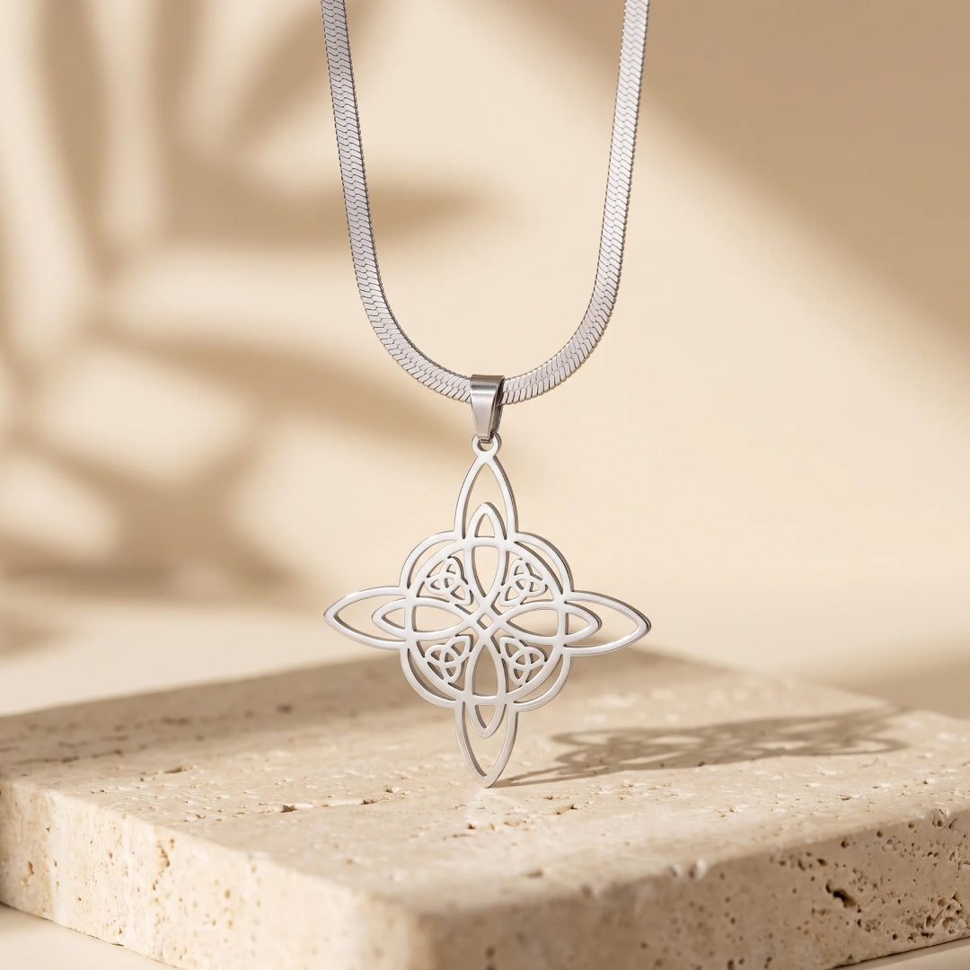 "Secret Knot" Pendant - Flat Chain