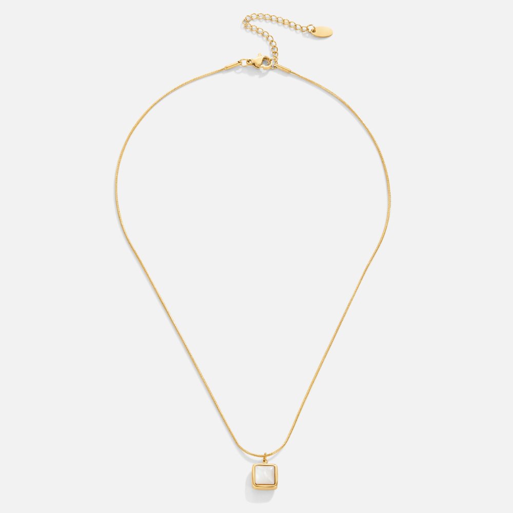Emilia Pendant Necklace