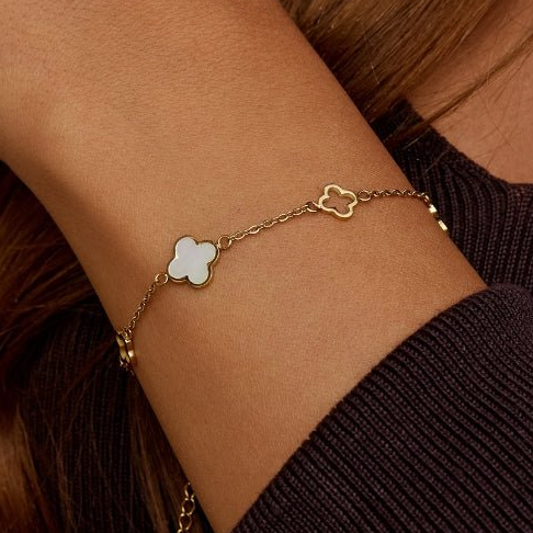 Viola Clover Bracelet