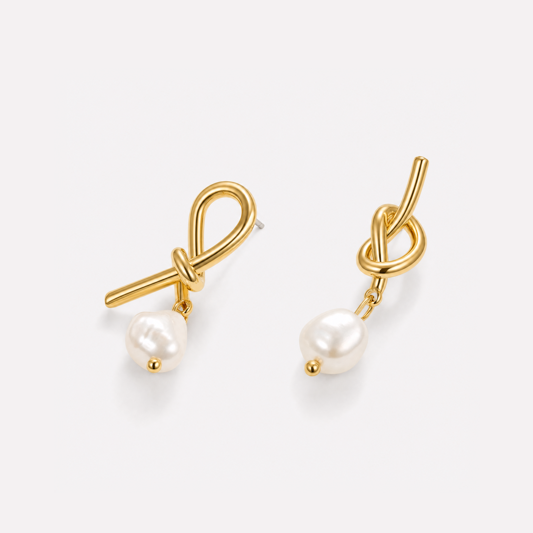 Nora Knot Pearl Earrings