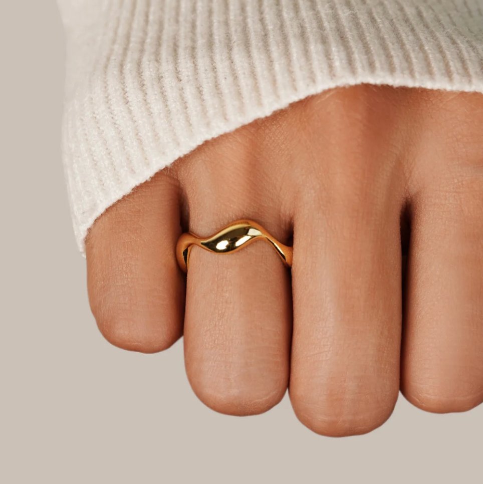 Nova Wave Ring