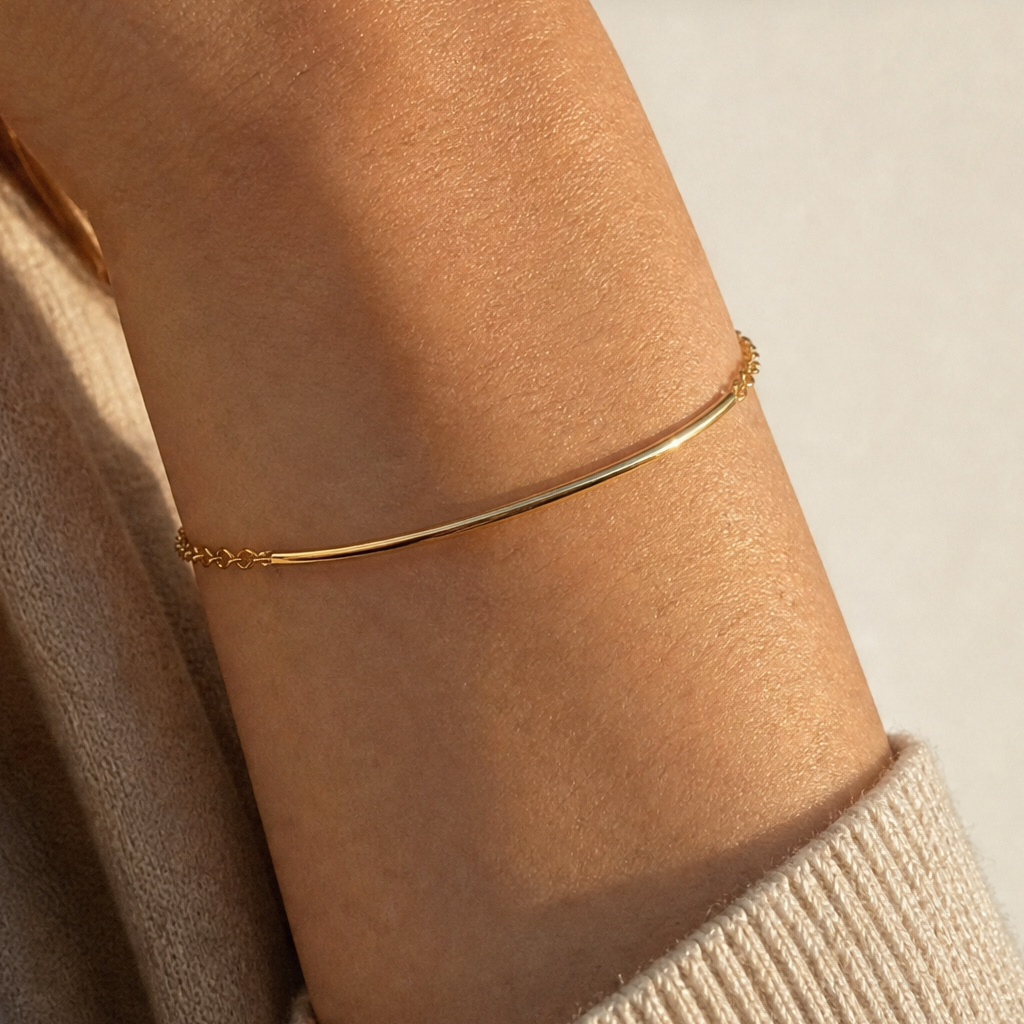 Alida Bar Bracelet