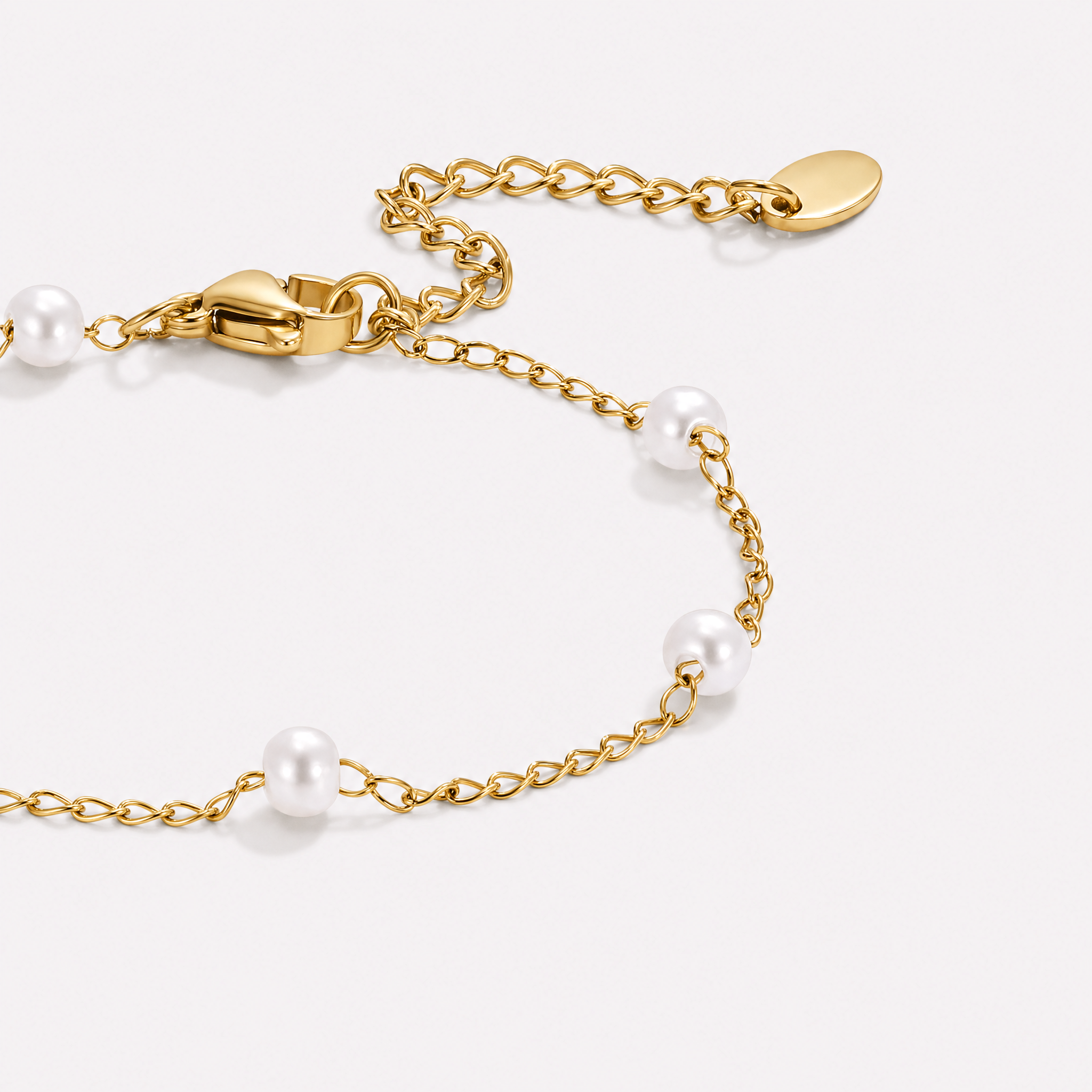 Daria Pearl Bracelet