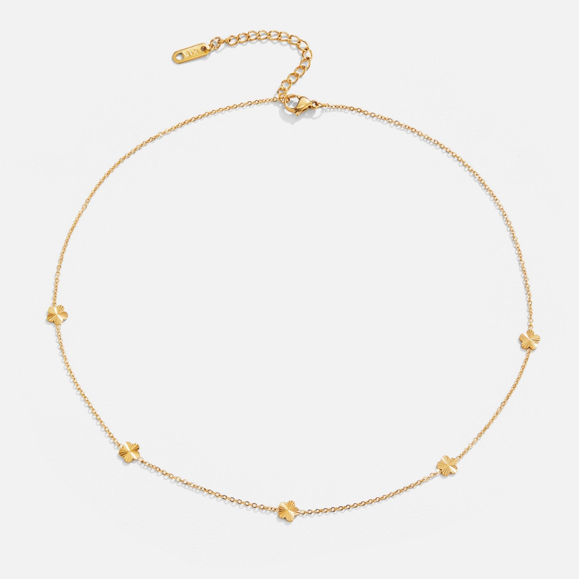Margherita Flower Necklace
