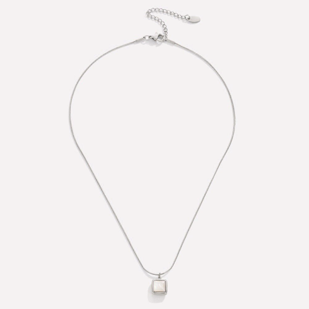 Emilia Pendant Necklace