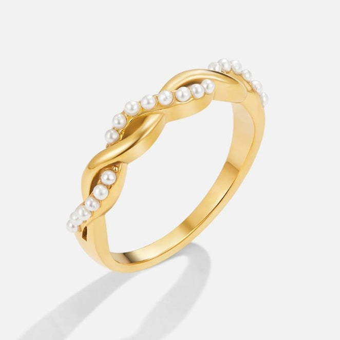 Isotta Pearl Ring