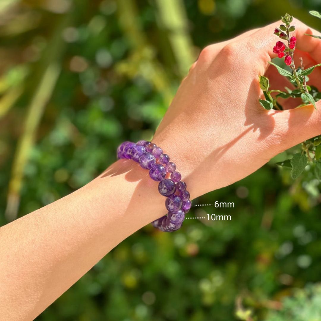 "Symbol of Soothing" Bracelet in Amethyst