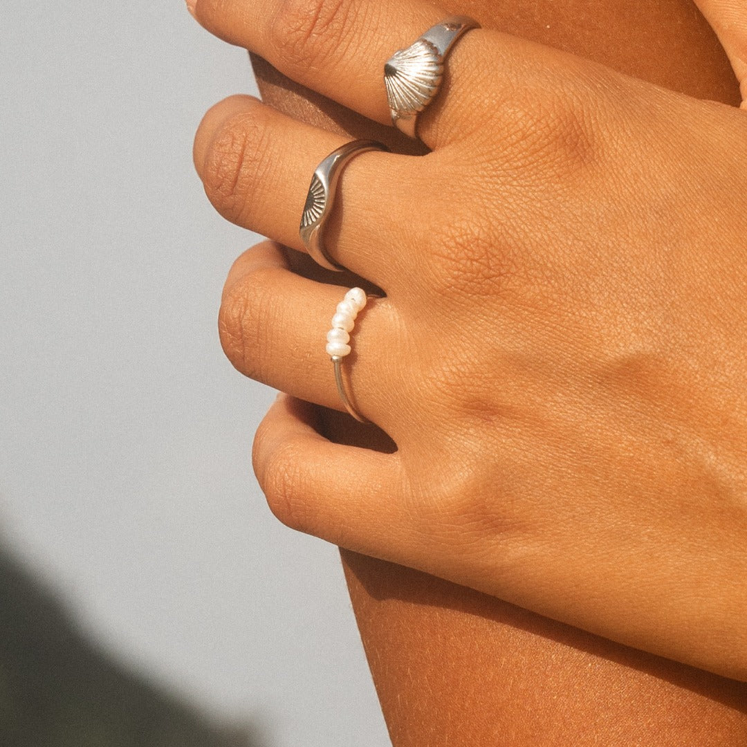 Perlina Pearl Row Ring