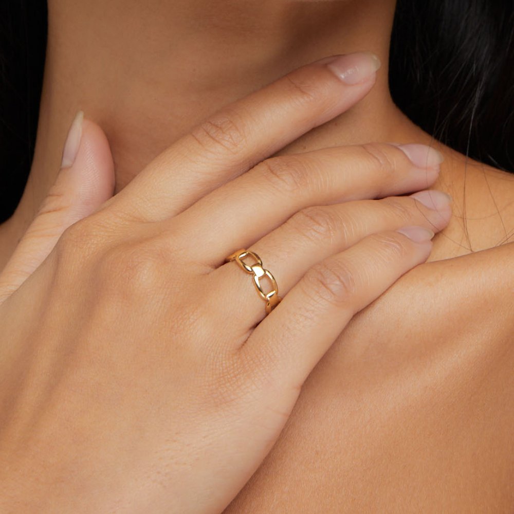 Lucrezia Chain Ring