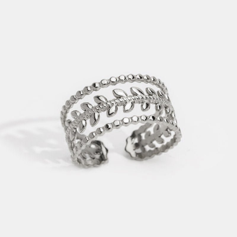 Edera Leaf Ring