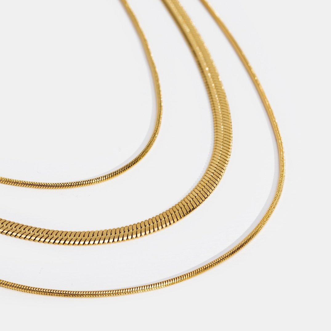 Simona Herringbone Necklace
