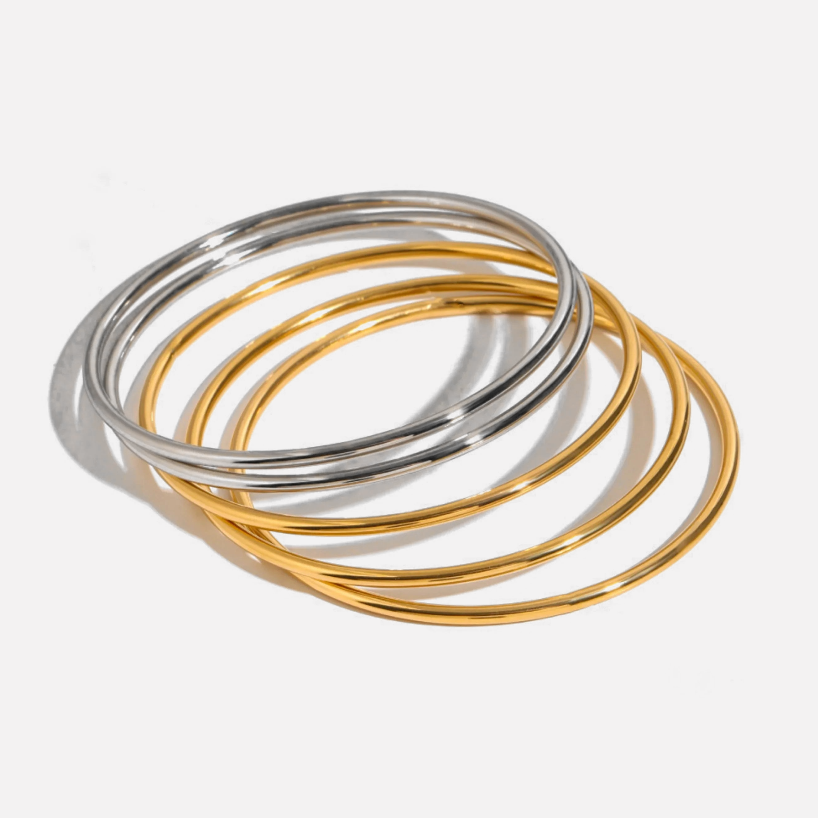 Quinta Bangle Set