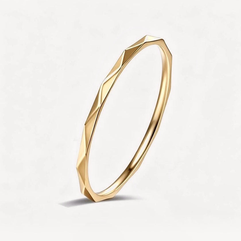 Sveva Faceted Stacking Ring