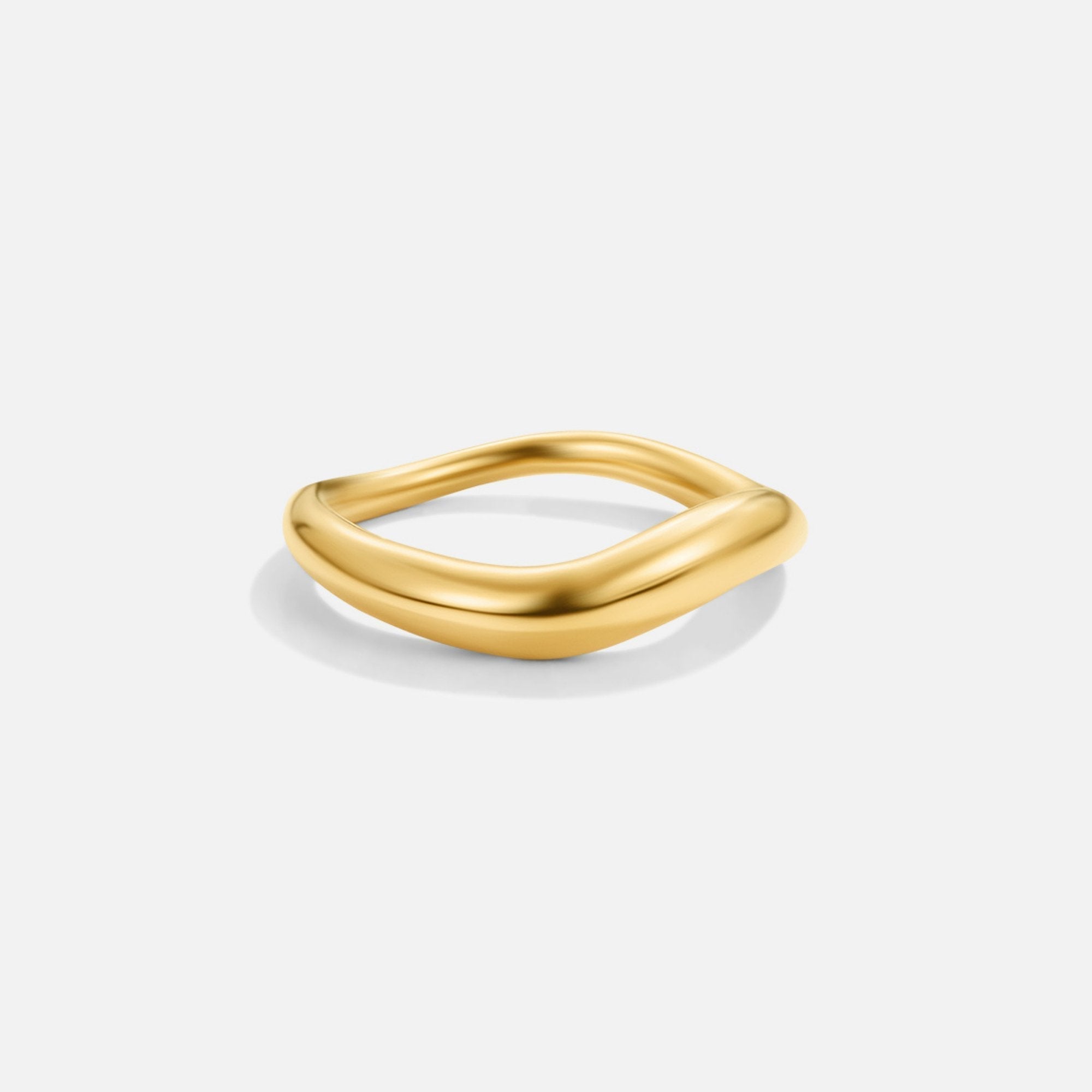 Norma Wave Band Ring