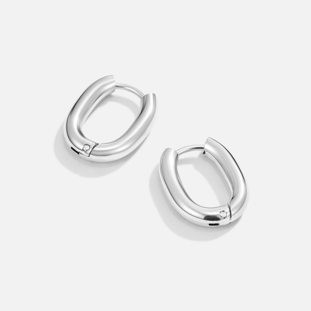 Marta Oval Hoops