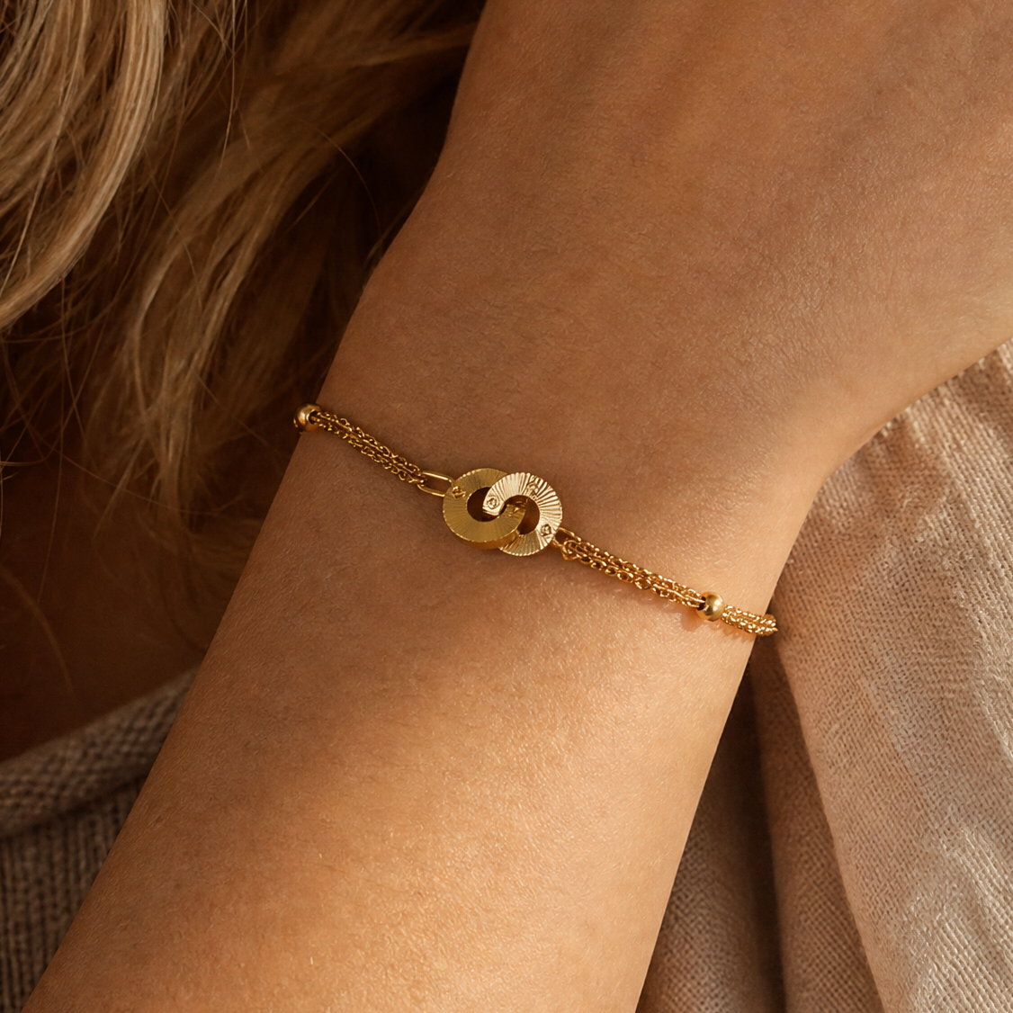 Caterina Loop Bracelet