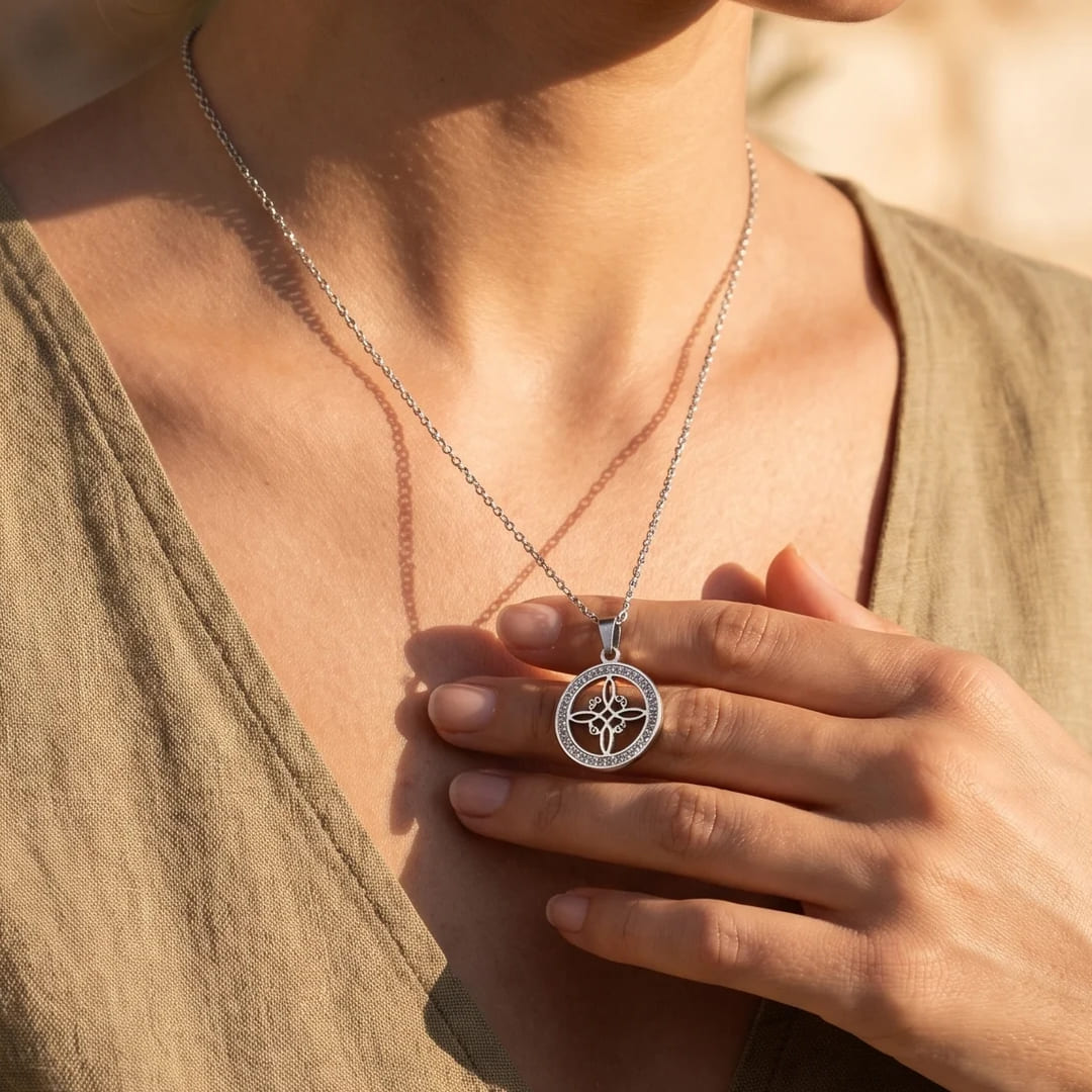 "Protection Knot" Pendant - Guardian